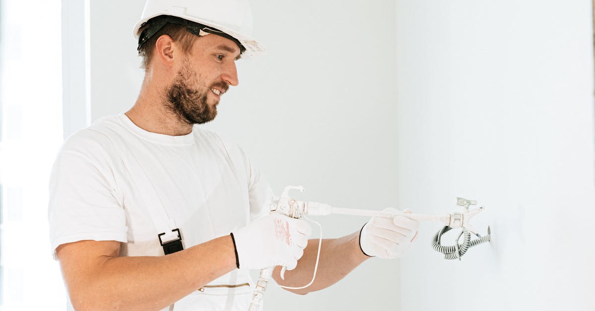 How to Choose an Electrical Maintenance Service for Your Business